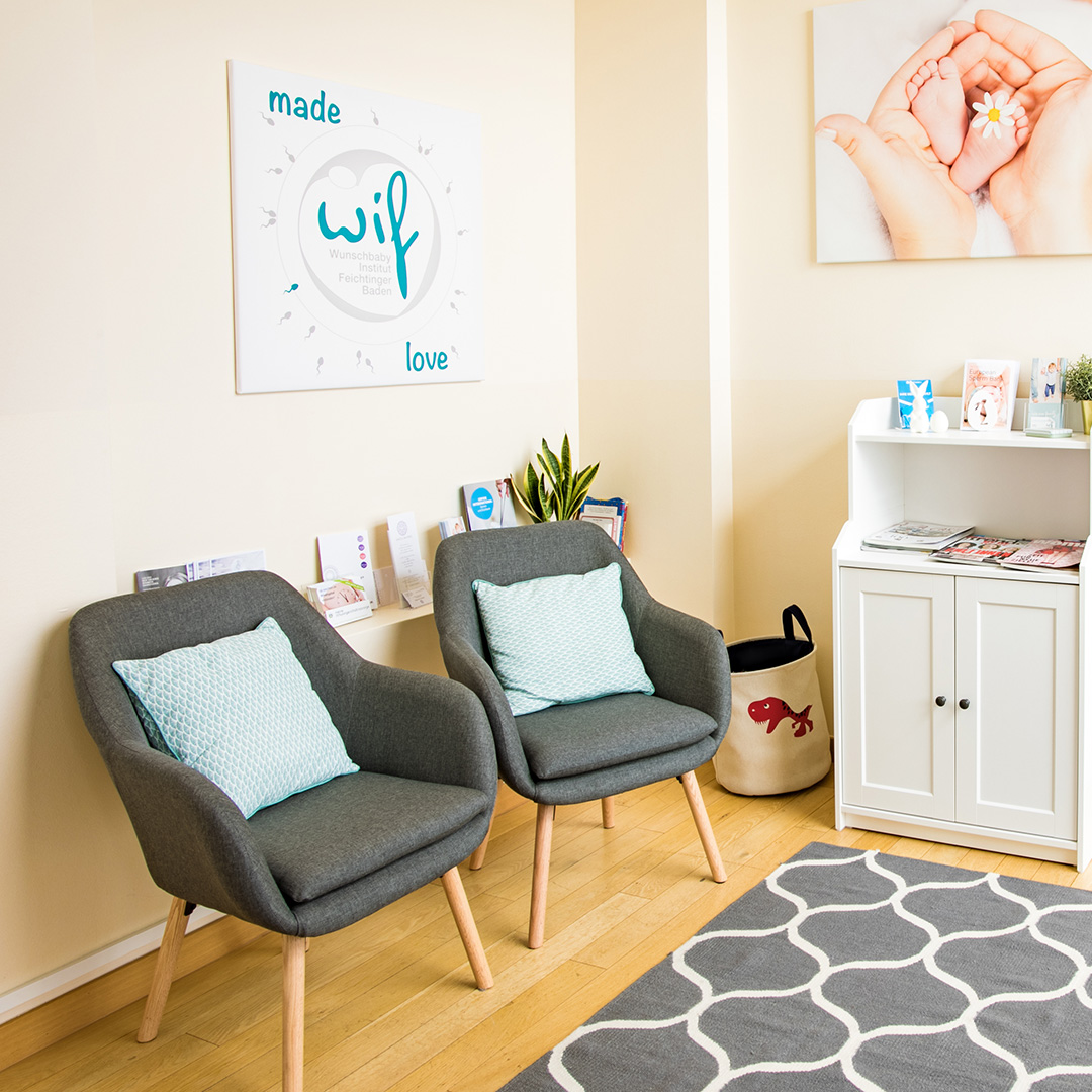 Wartebereich im Wunschbaby Institut